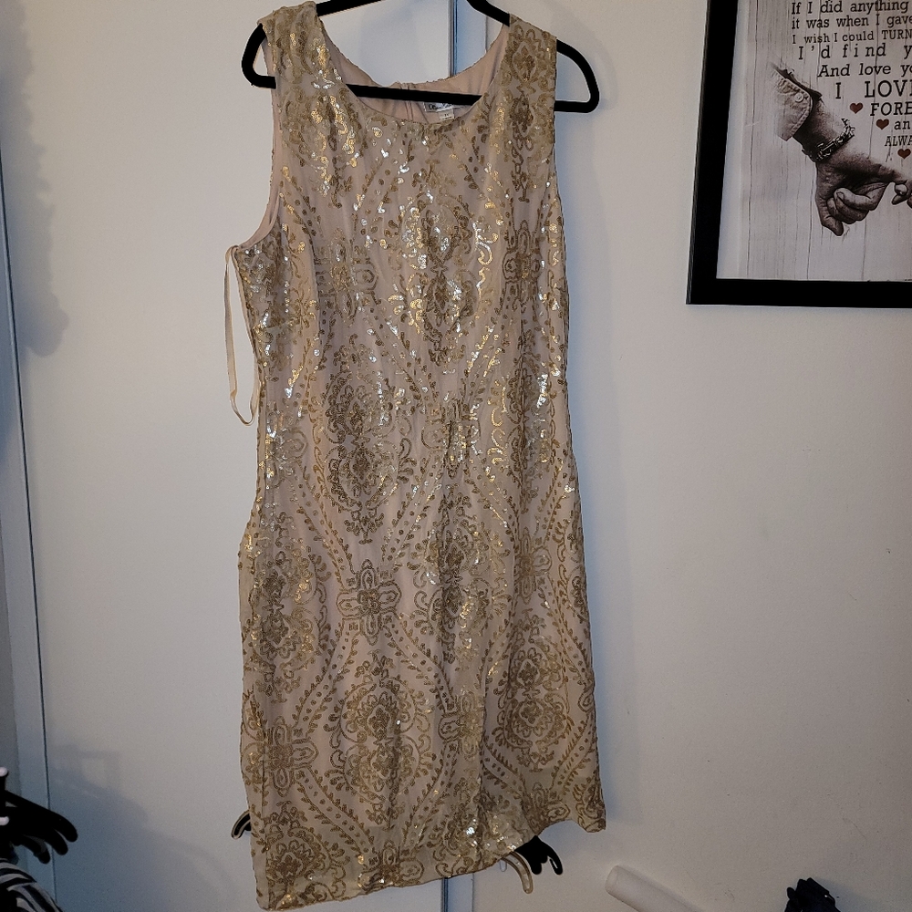 Olivia Matthews Gold and Champagne sequin short dress size 2X
